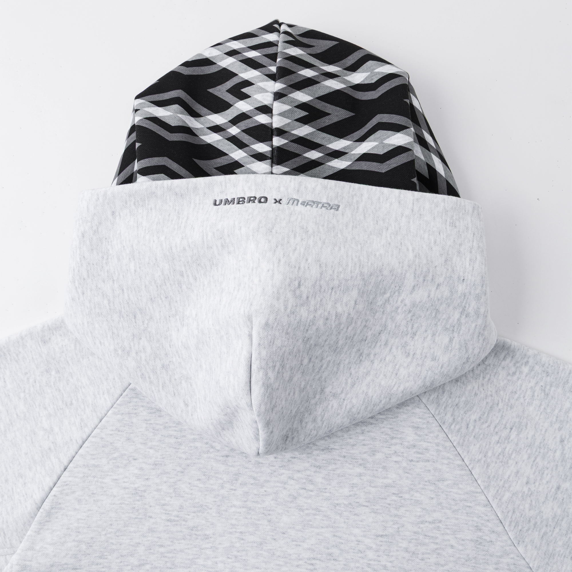 ショッピング卸値 Mertra x Umbro Warm Up Hoodie L 【公式通販】